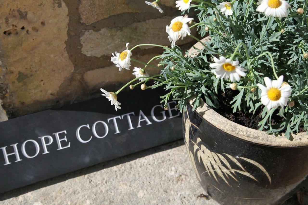 Hope Cottage Stroud  Exterior photo